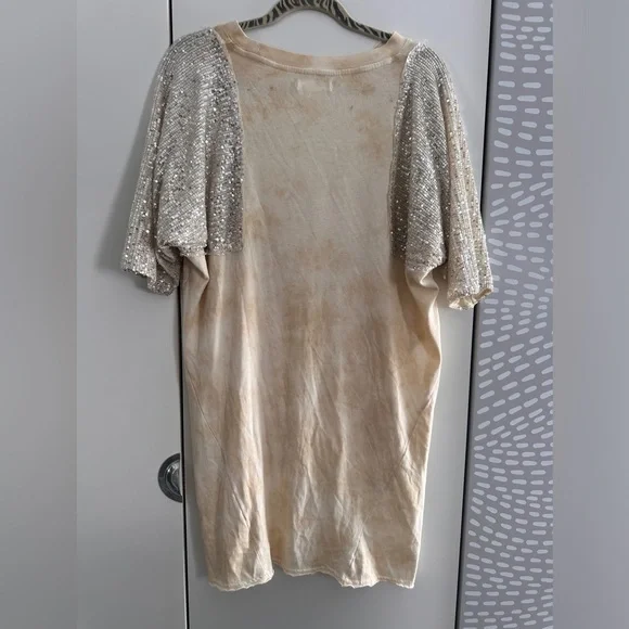 We the Free City Sparkle Tee- XS (runs large) - Picture 6 of 7